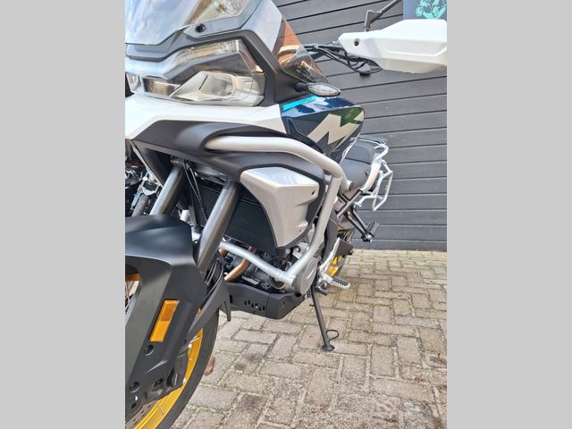 cfmoto - 700-mt-adventure