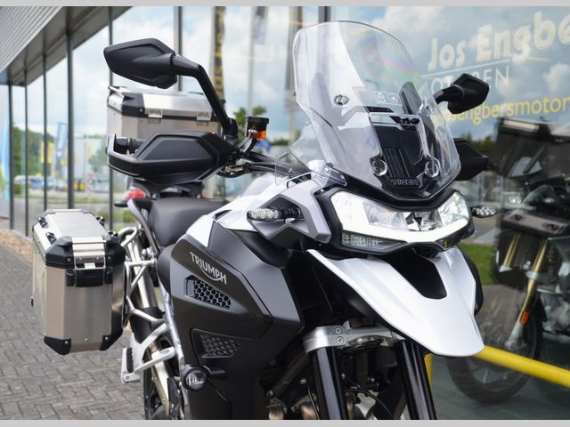 triumph - tiger-1200-gt-explorer