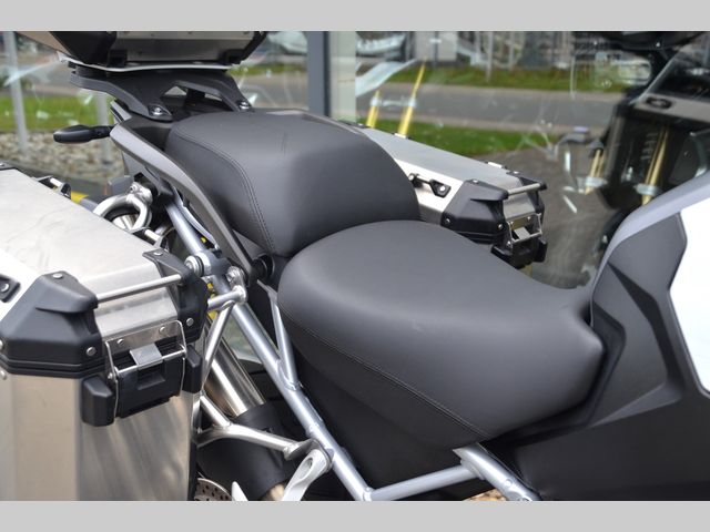 triumph - tiger-1200-gt-explorer