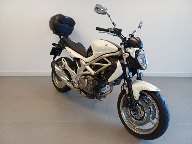 suzuki - sfv-650-gladius