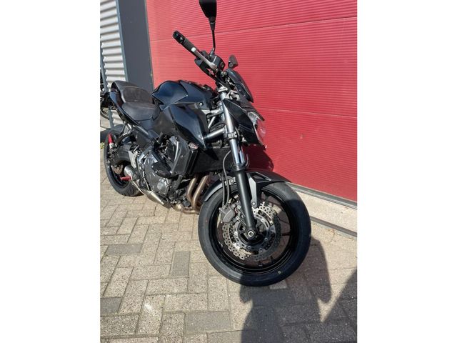 kawasaki - z650-abs