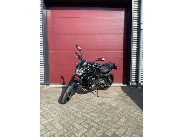 kawasaki - z650-abs
