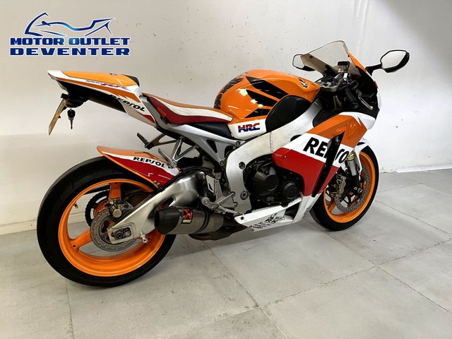 honda - cbr-1000-rr-fireblade