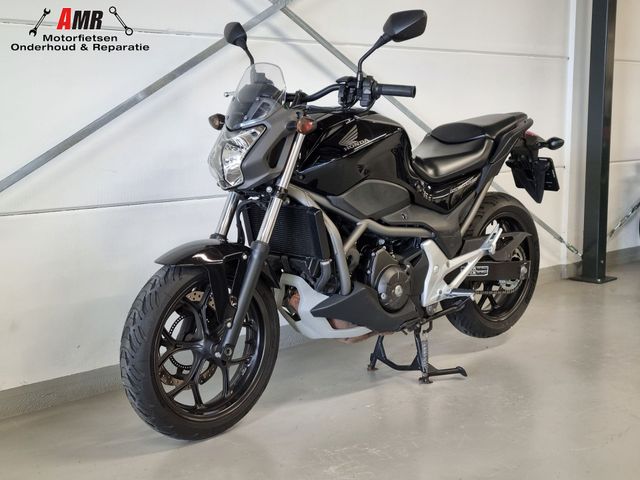 honda - nc-700-s-dct