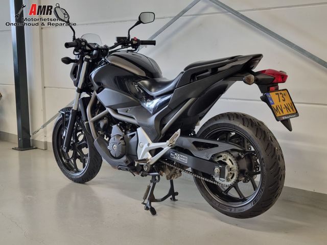 honda - nc-700-s-dct