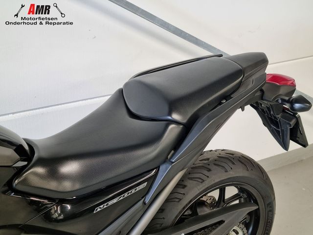 honda - nc-700-s-dct