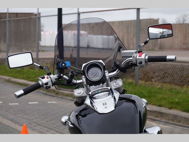 suzuki - intruder-m-800