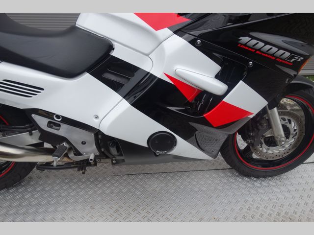 honda - cbr-1000-f