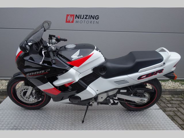 honda - cbr-1000-f