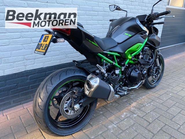 kawasaki - z900