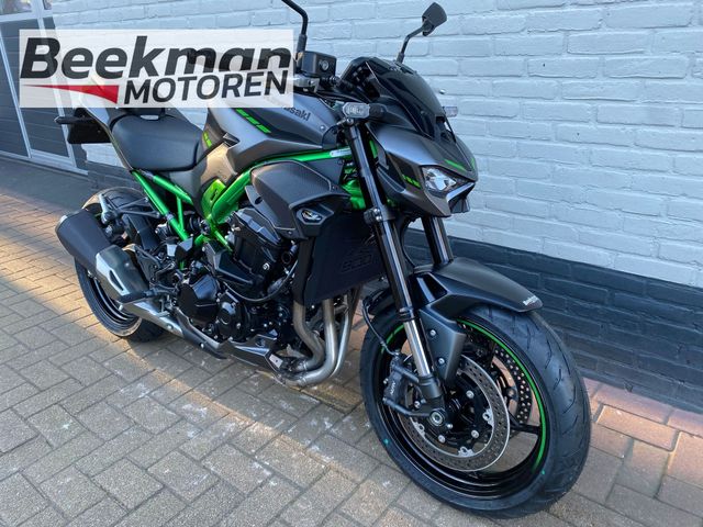kawasaki - z900