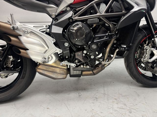 mv-agusta - brutale-800