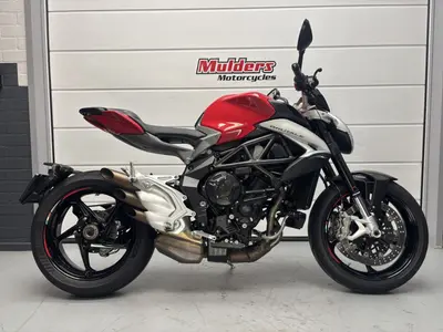 MV AGUSTA BRUTALE 800 – foto 2