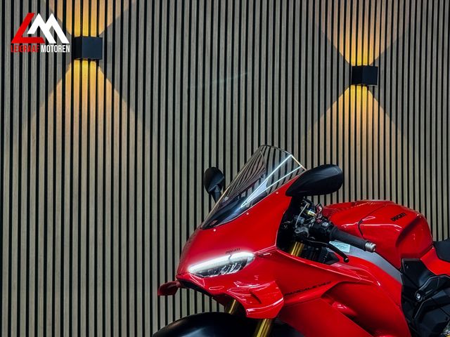 ducati - panigale-v4-s
