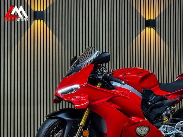 ducati - panigale-v4-s