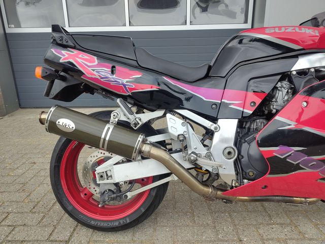 suzuki - gsx-r-1100-w