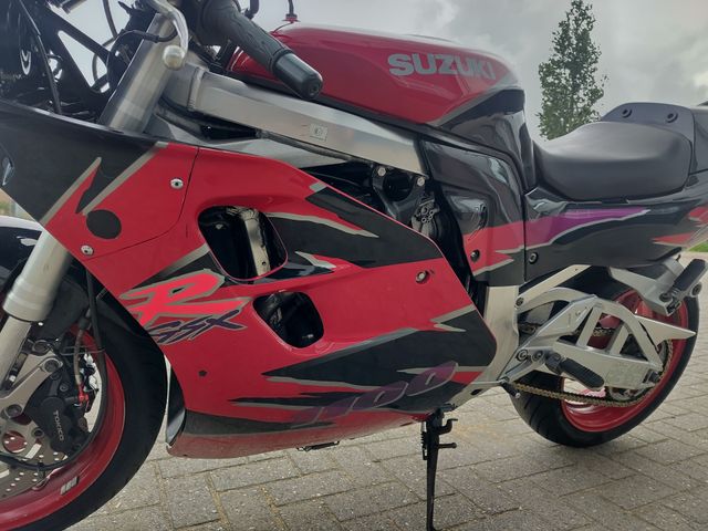 suzuki - gsx-r-1100-w