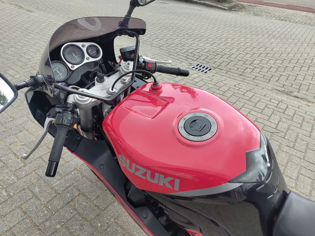 suzuki - gsx-r-1100-w