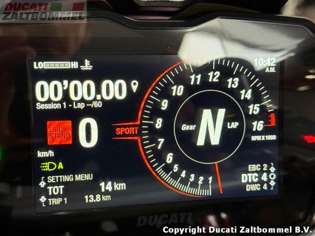 ducati - panigale-v4-sp2-30th-anniversario-916