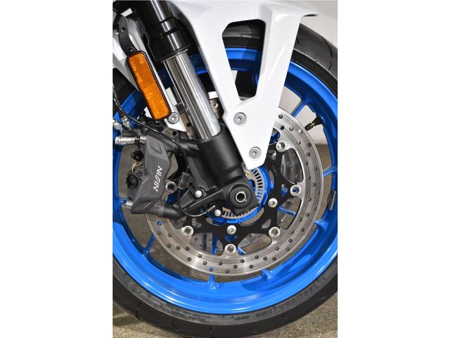 suzuki - gsx-8r