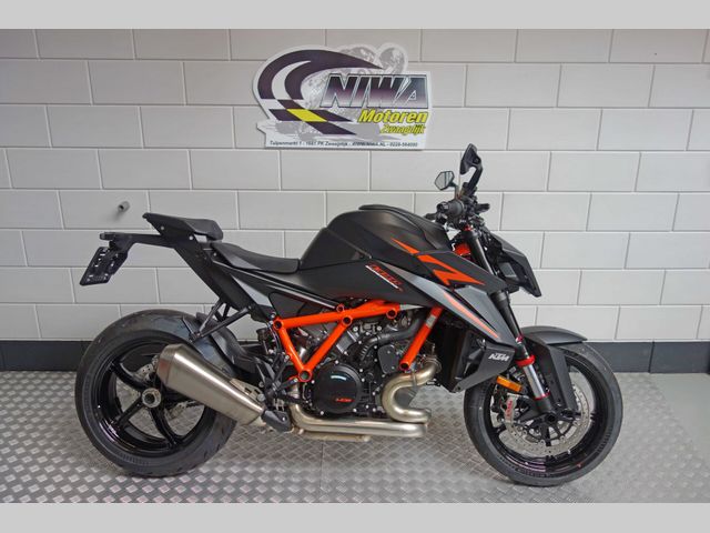 ktm - 1390-super-duke-r