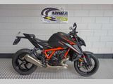 KTM 1390 SUPER DUKE R