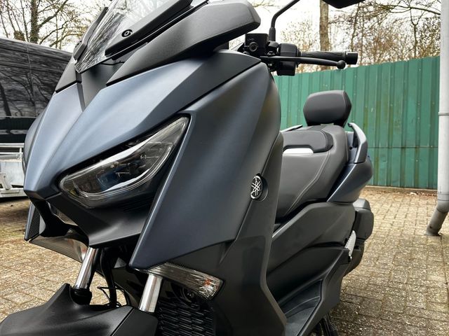 yamaha - x-max-300-abs