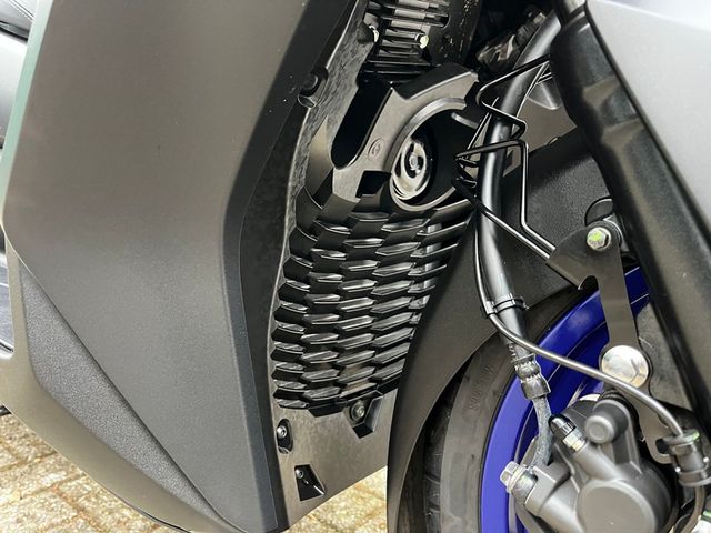 yamaha - x-max-300-abs