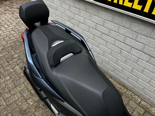 yamaha - x-max-300-abs