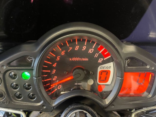 suzuki - gladius