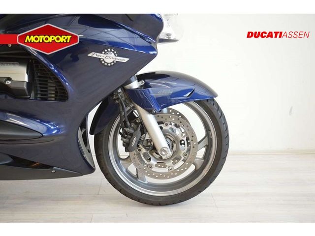 honda - st-1300-pan-european-abs