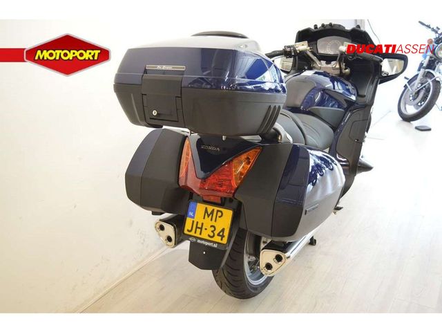 honda - st-1300-pan-european-abs