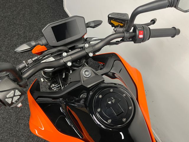 ktm - 790-duke-l