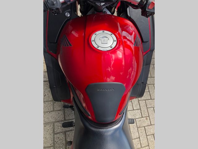honda - st-1300-pan-european