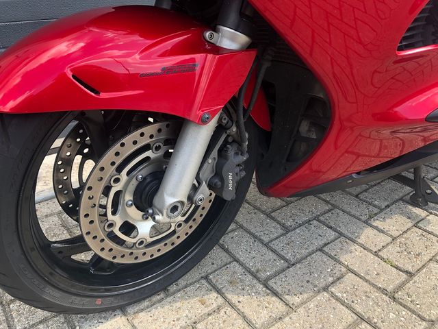 honda - st-1300-pan-european