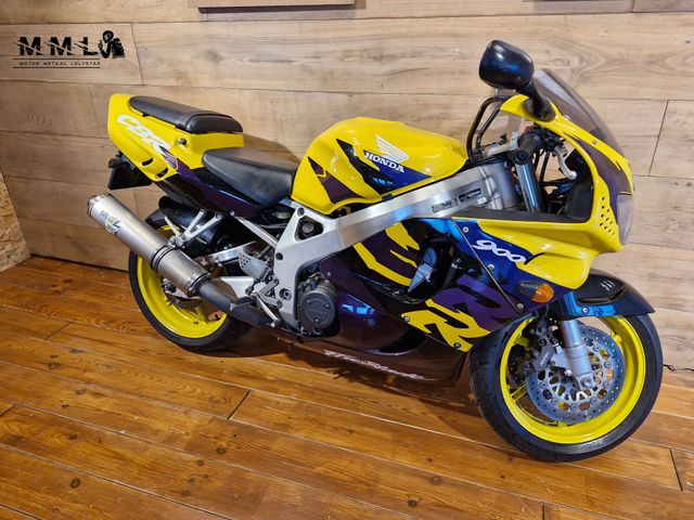 honda - cbr-900-rr-fireblade