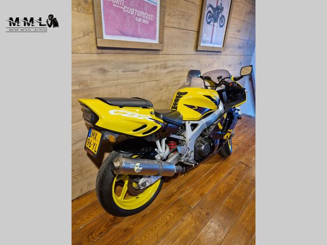 honda - cbr-900-rr-fireblade