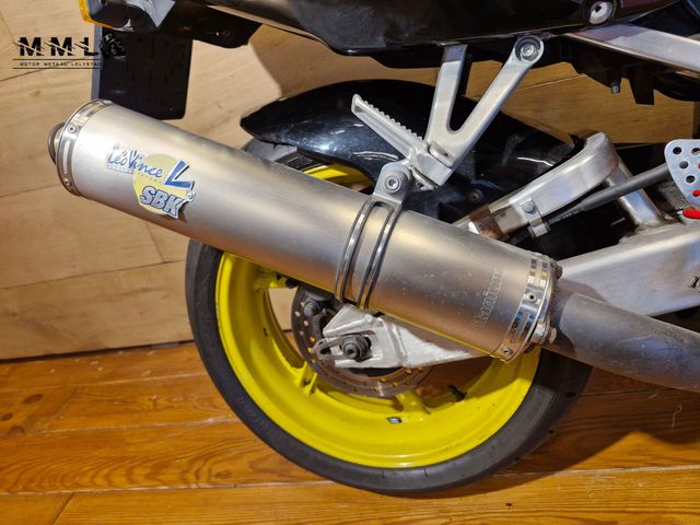 honda - cbr-900-rr-fireblade