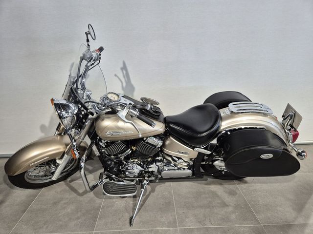 yamaha - xvs-650-dragstar