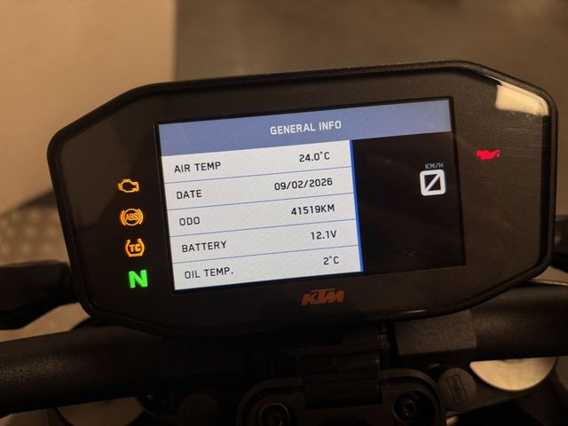 ktm - 1290-super-duke-r