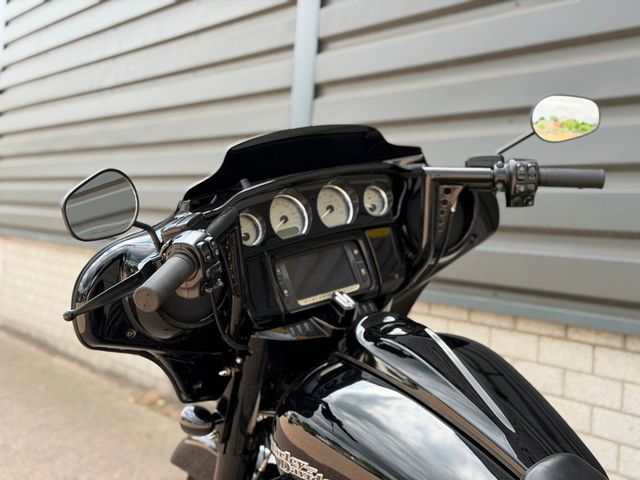 harley-davidson - street-glide-special-flhxs
