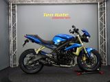 TRIUMPH STREET TRIPLE 675