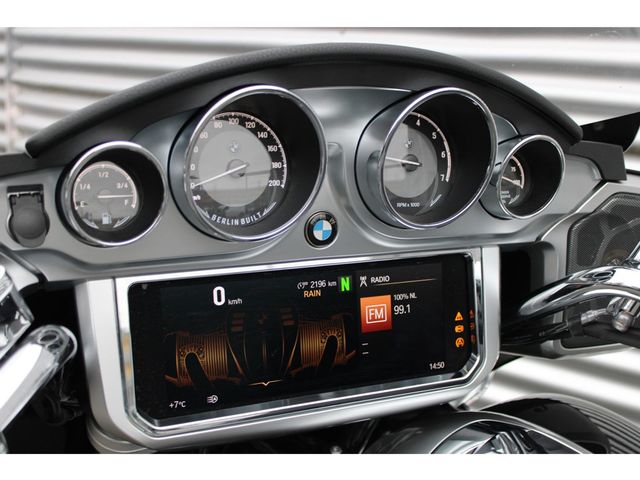 bmw - r-18-transcontinental