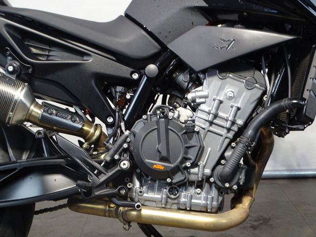 ktm - 890-duke