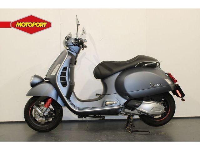 vespa - sei-giorni-300