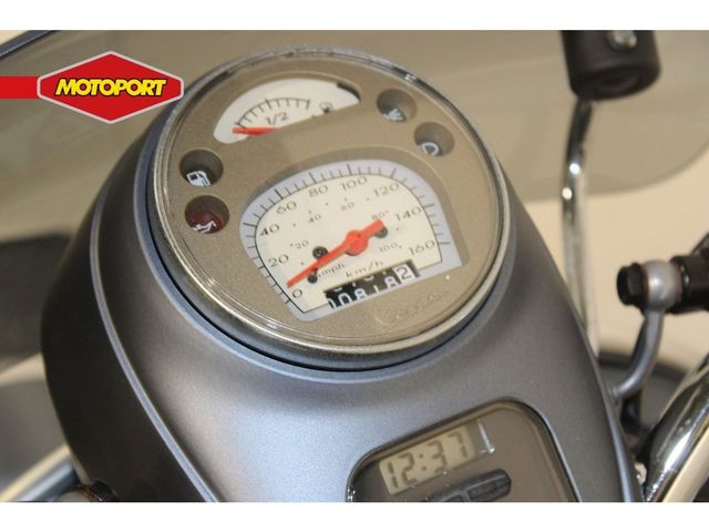 vespa - sei-giorni-300
