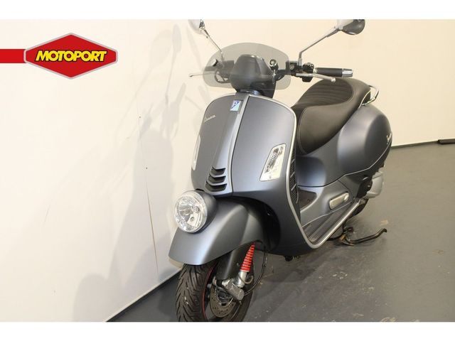 vespa - sei-giorni-300