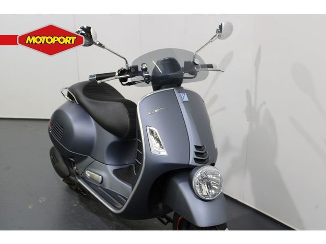 vespa - sei-giorni-300