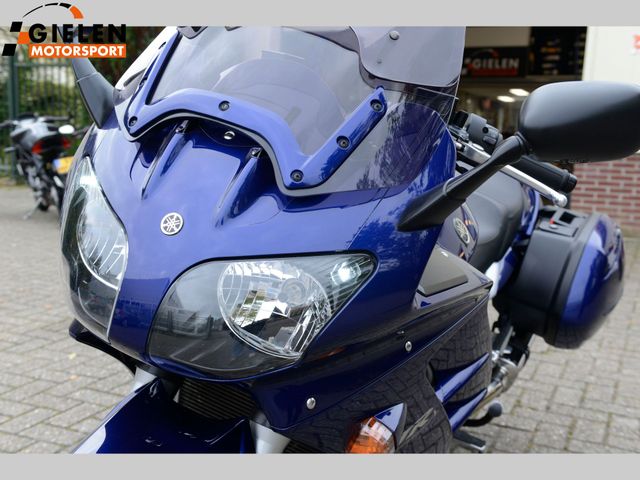 yamaha - fjr-1300