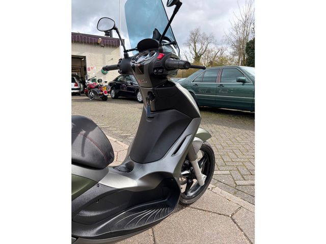 piaggio - beverly-sport-touring-350-abs